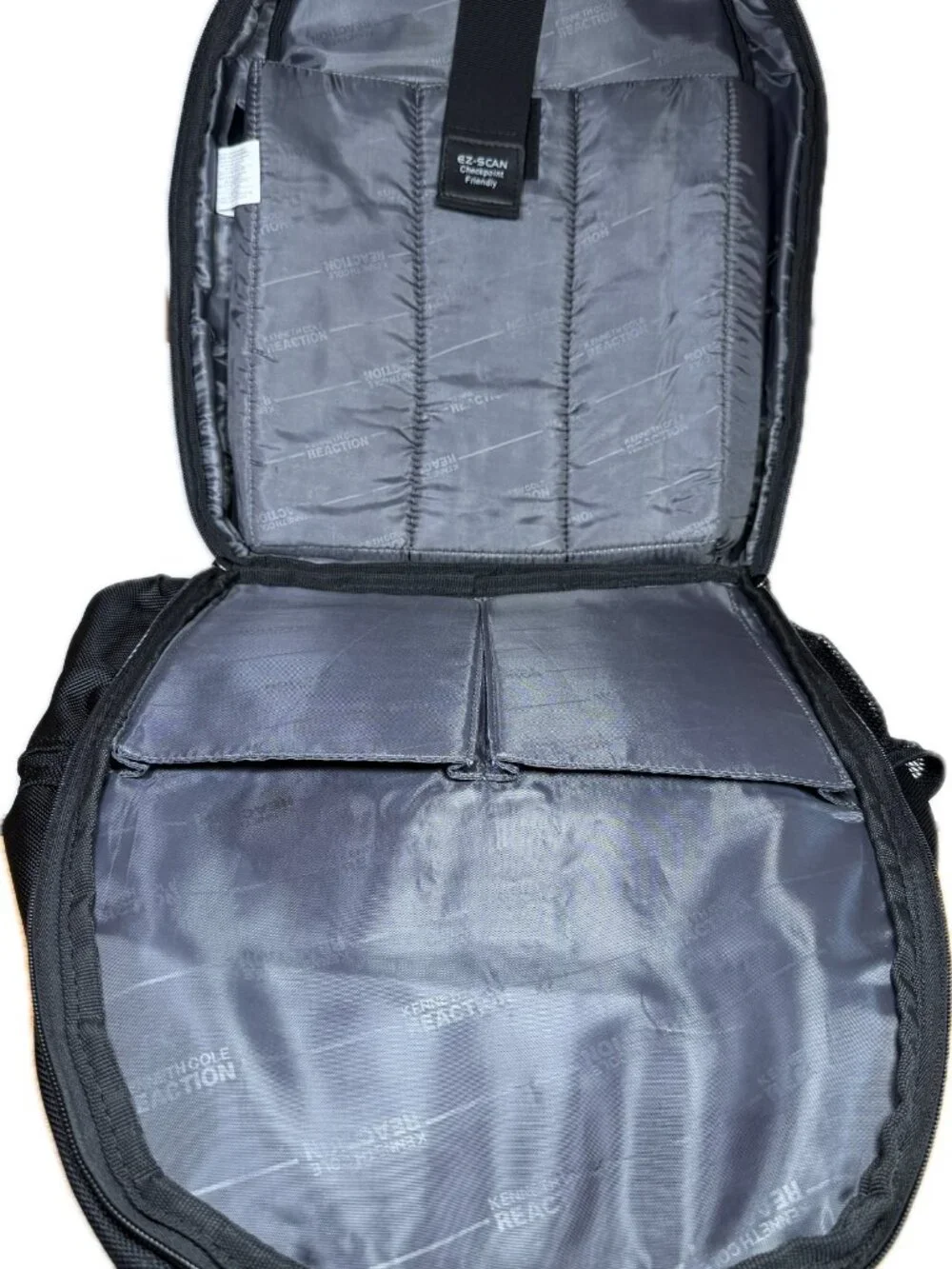 Kenneth Cole Reaction Travel Laptop Backpack style 5703095N